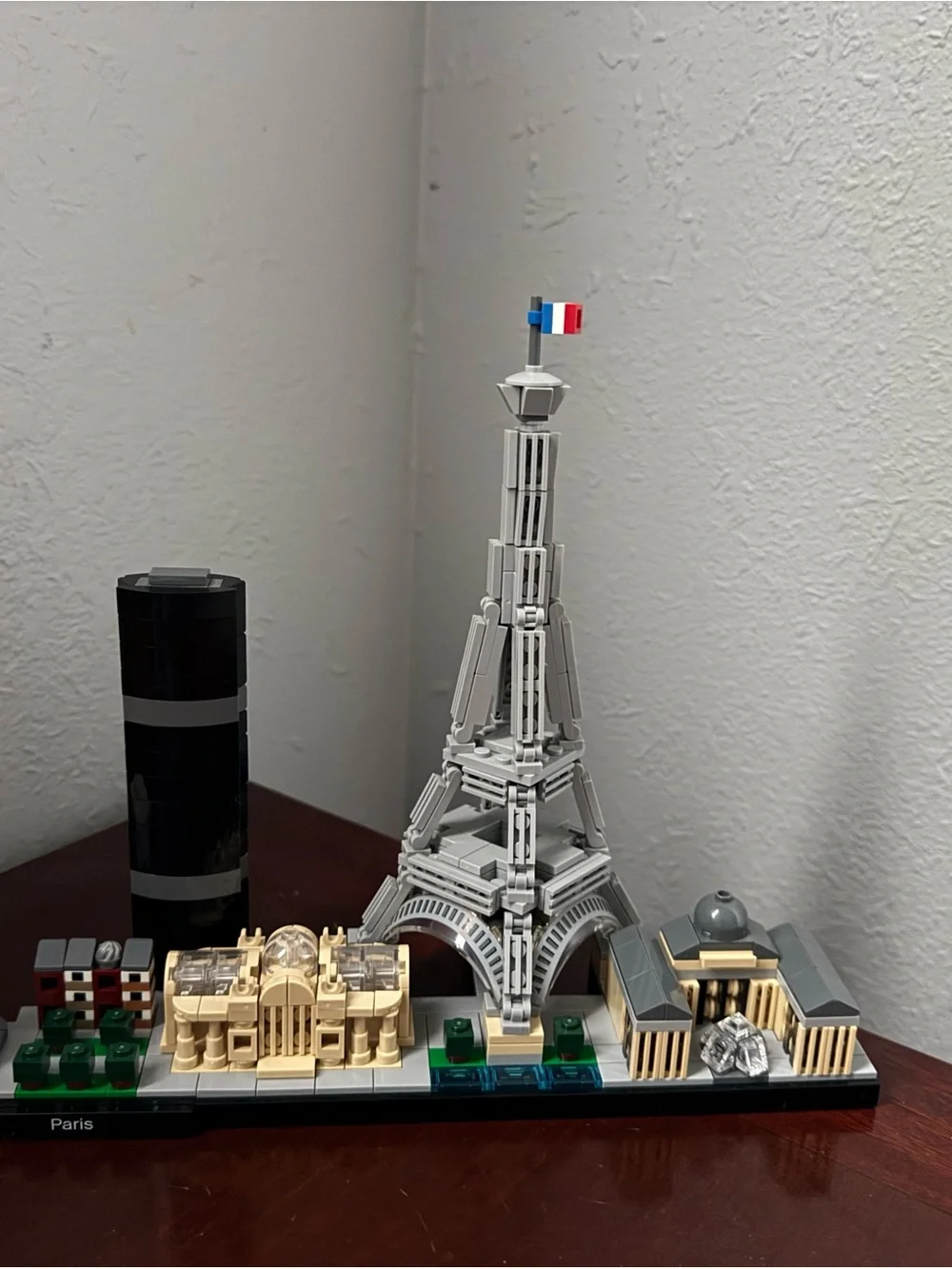 LEGO Architecture Paris 21044 100% complete with instructions